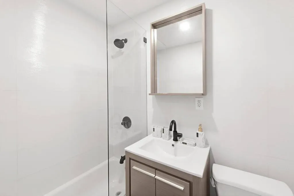 69-2C Cozy Winter Escape Brand New 1Br In Prime Lower East Side New York Daire